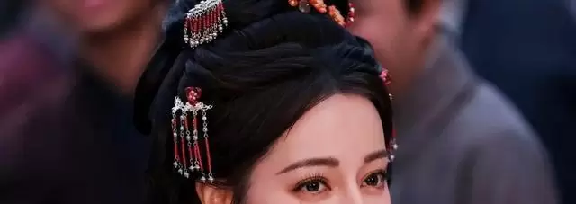 《白日提灯》播至第6集获9.7分，联觉症设定与汉代织物复原成关键突破点 情报图