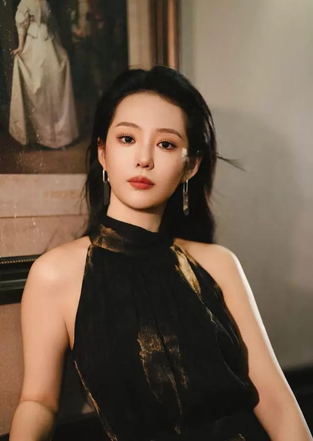 徐艺真携《漓江仙子的人间烟火》回归短剧热度榜前十 相关图片