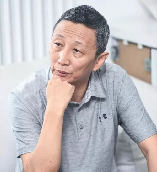 萧锋丛珊结婚30年不育亲生子专注抚养继子吴迪 细节速览 萧锋丛珊结婚30年不育亲生子专注抚养继子吴迪 细节速览