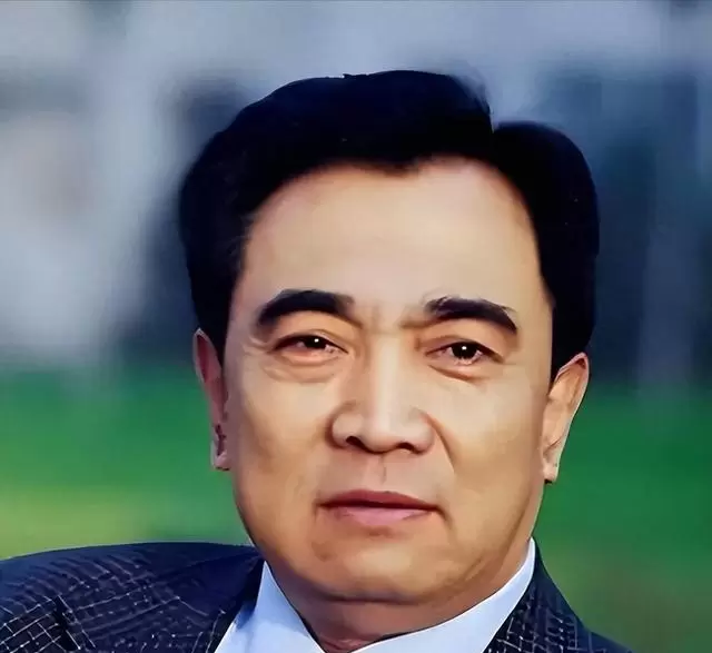 鲍国安八十大寿引追剧用户重刷1994版《三国演义》 细节速览