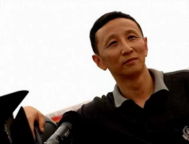 萧锋丛珊结婚30年不育亲生子专注抚养继子吴迪 相关图片 萧锋丛珊结婚30年不育亲生子专注抚养继子吴迪 相关图片